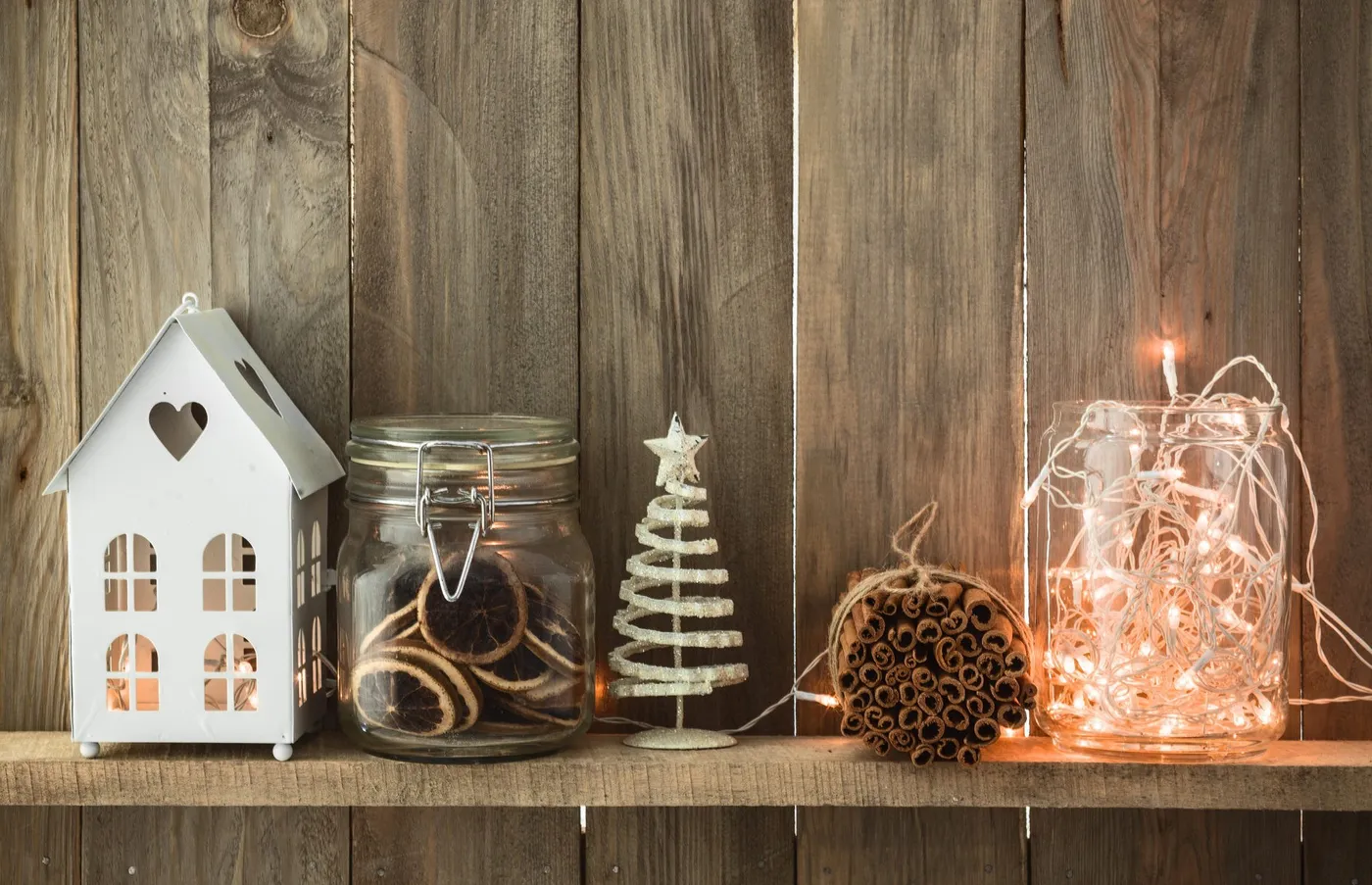How to decorate for Christmas on a budget | Ellis & Co
