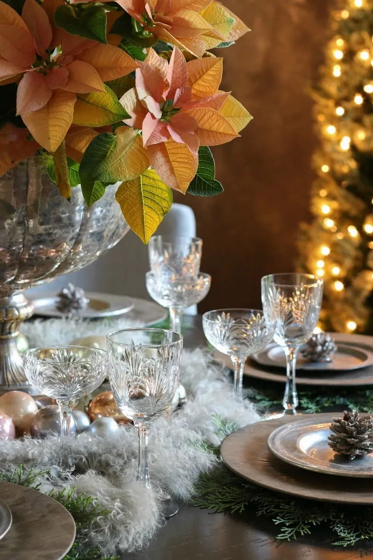 How to Easily Decorate an Elegant Dining Room - The Design Twins