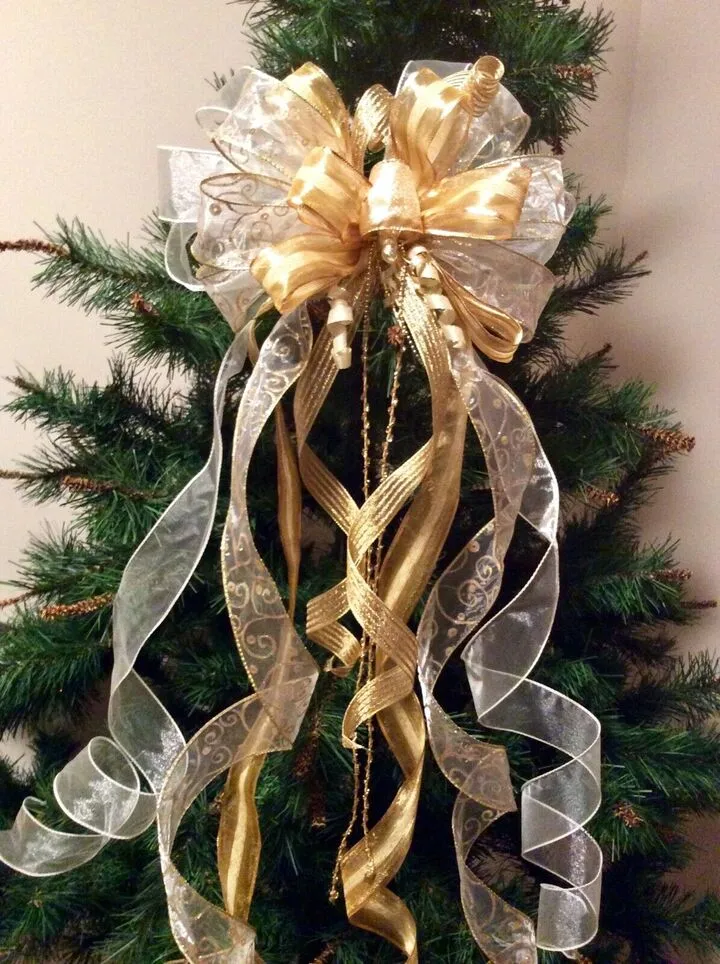 How to make a bow for Christmas tree topper: 7 steps guide