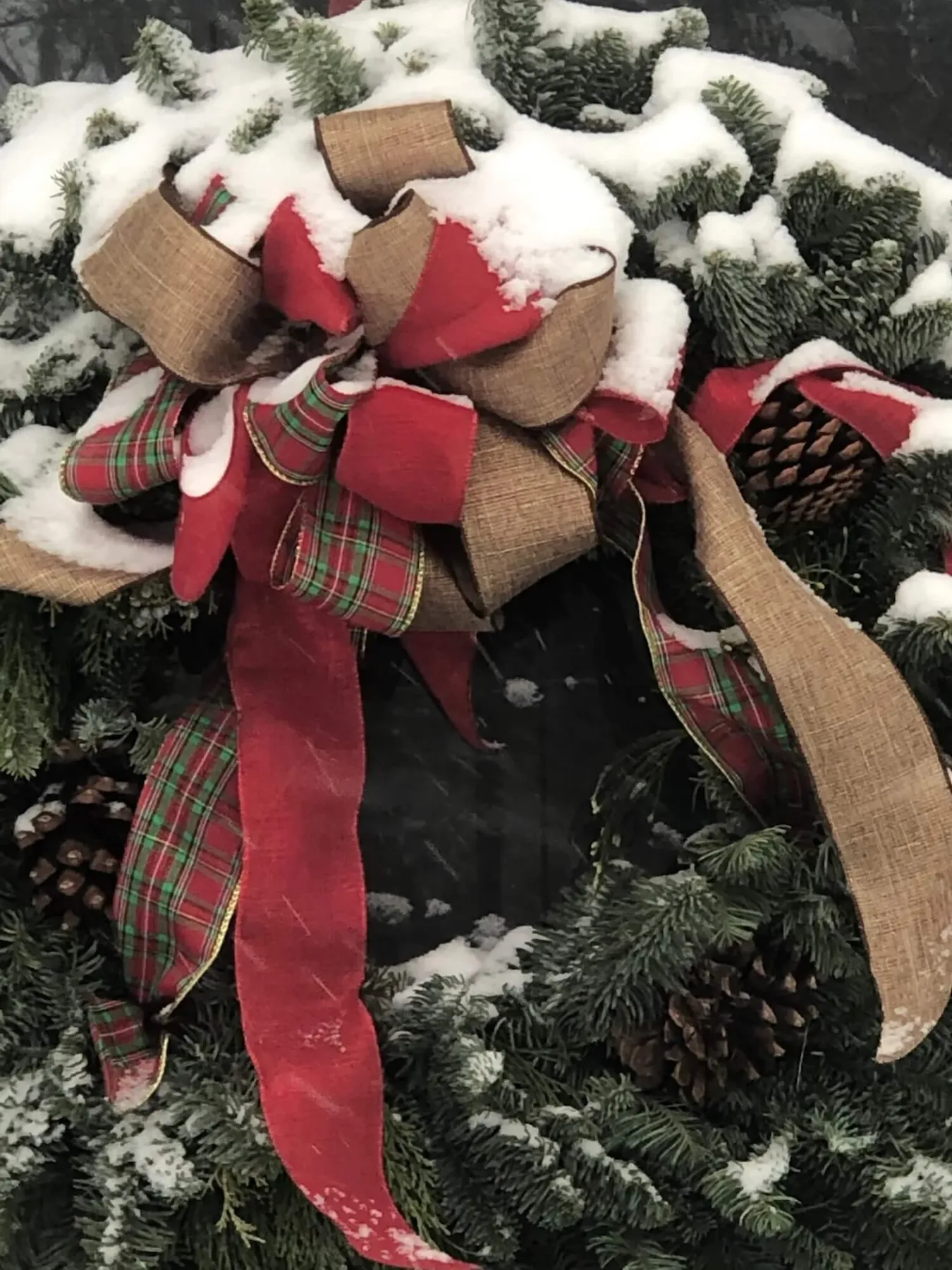 JRL Interiors — A Christmas Home Decor Tour