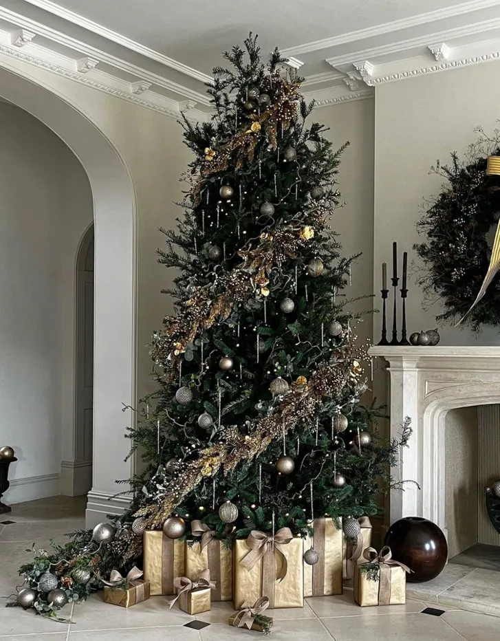Luxury Christmas Tree Decorations We Love | Love Happens Mag