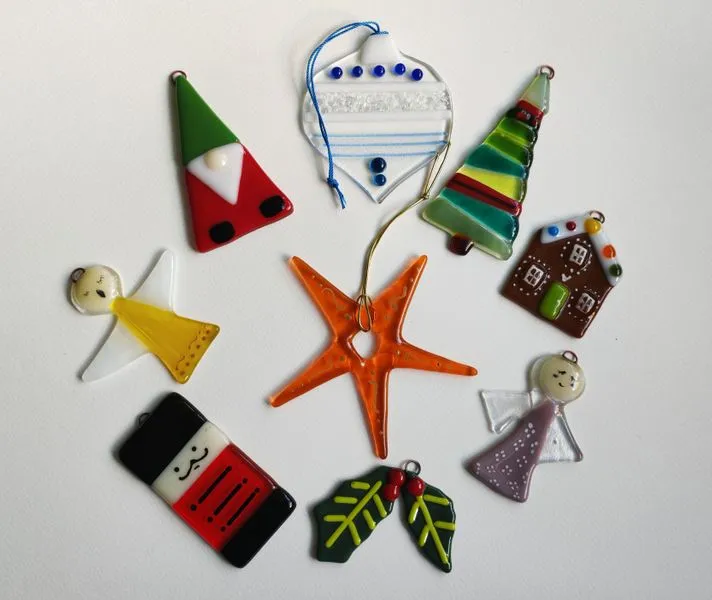 Make four fused glass Christmas decorations of your choice with glass  Artist Amanda Brown