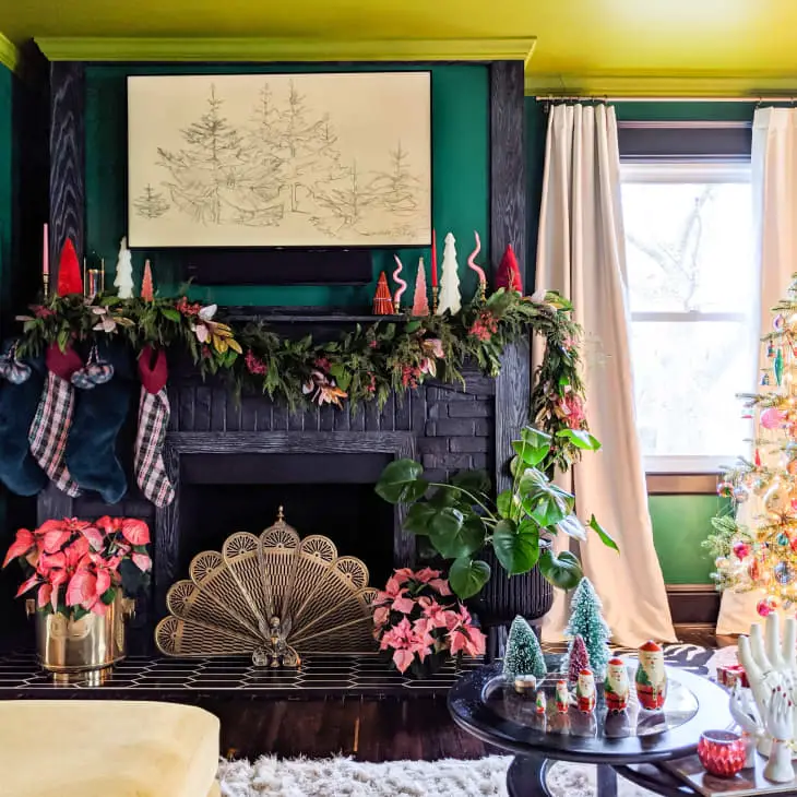 Maximalist and Glam Holiday Christmas Decor Ideas and Inspiration | Apartment Therapy
