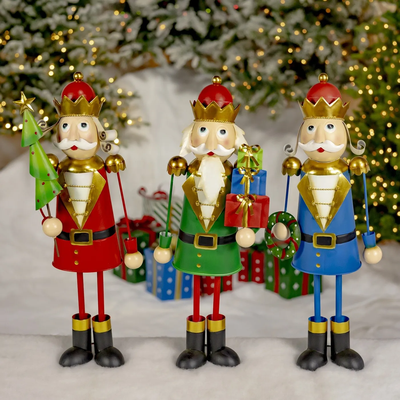 Metal Nutcracker Figurines 'Santa's Secret Soldiers' - Lesera.com