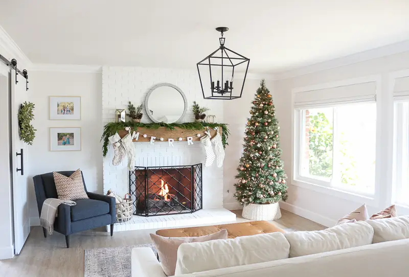 Modern Holiday Living Room Tour with Room & Board - 1111 Light Lane