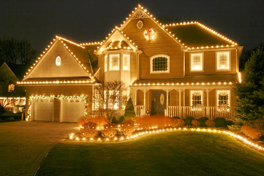 Outdoor Christmas Light Installation - MasterShine