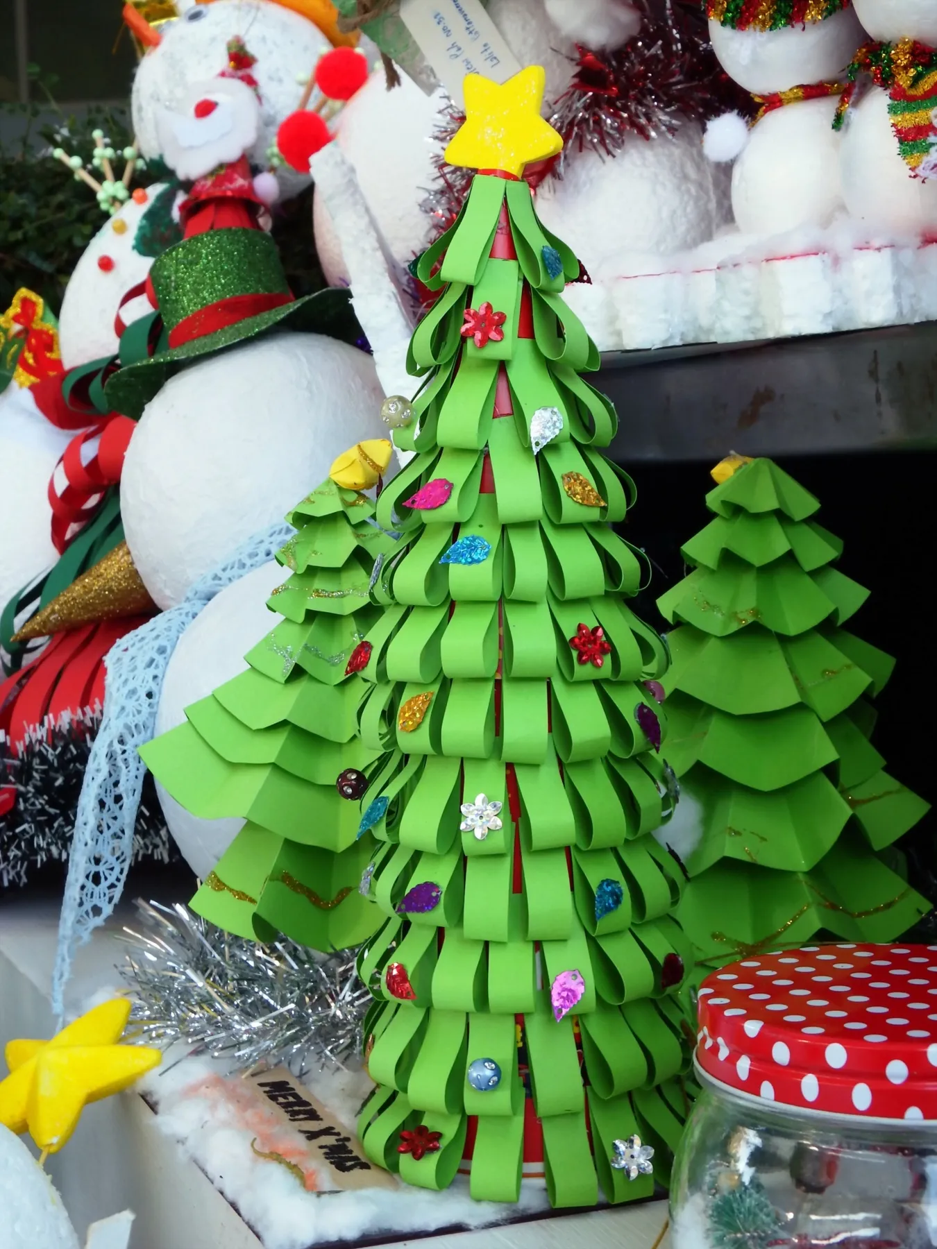 Paper craft Christmas tree – Free Public Domain Image | Public Domain Pictures