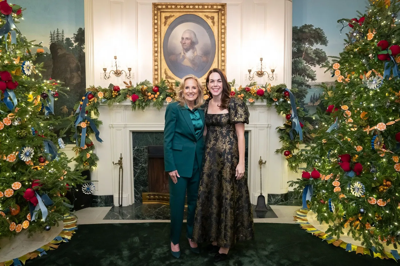 'Peace and Light' at the White House This Holiday Season