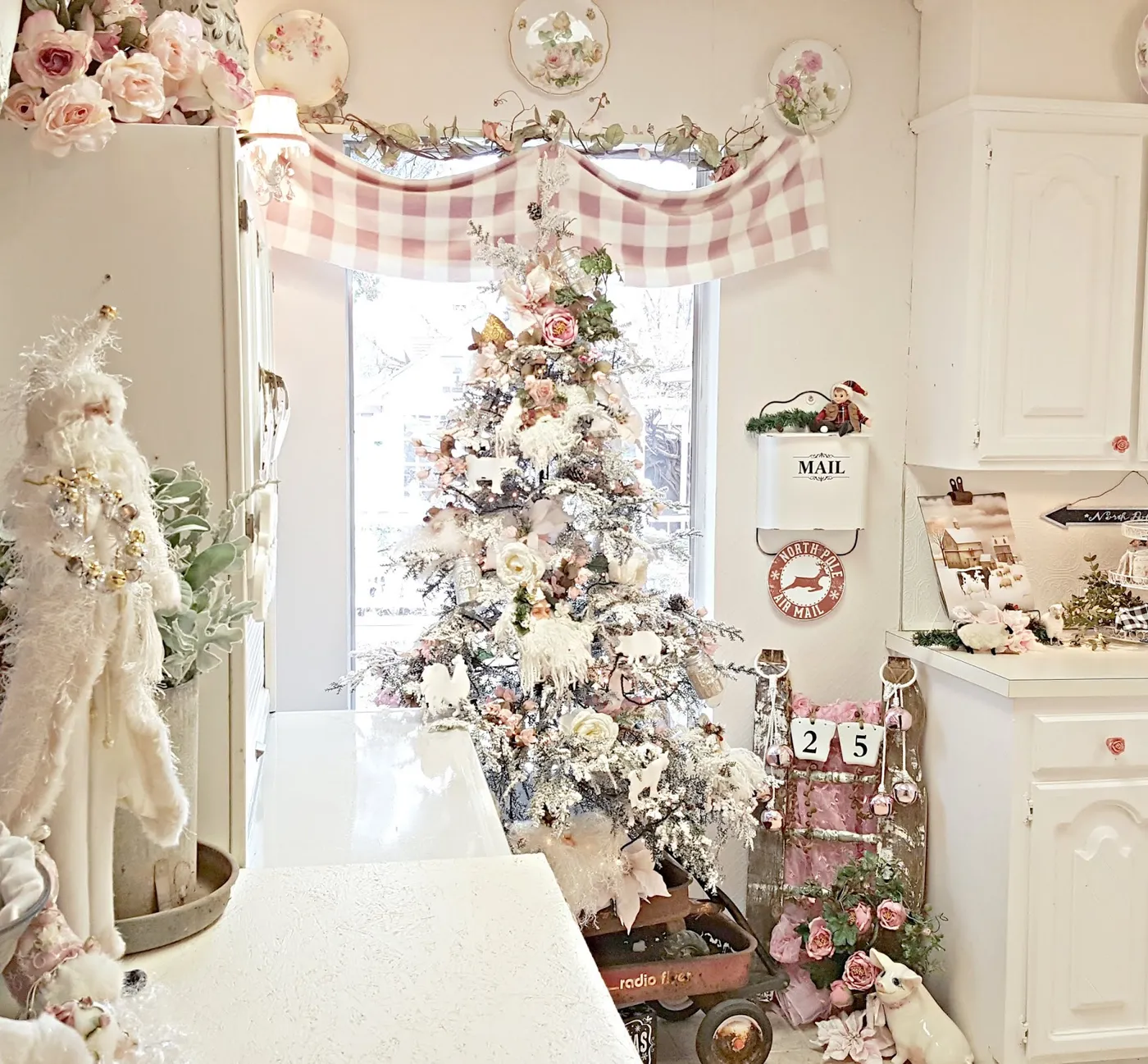 Penny's Vintage Home: The First Christmas Tree is UP