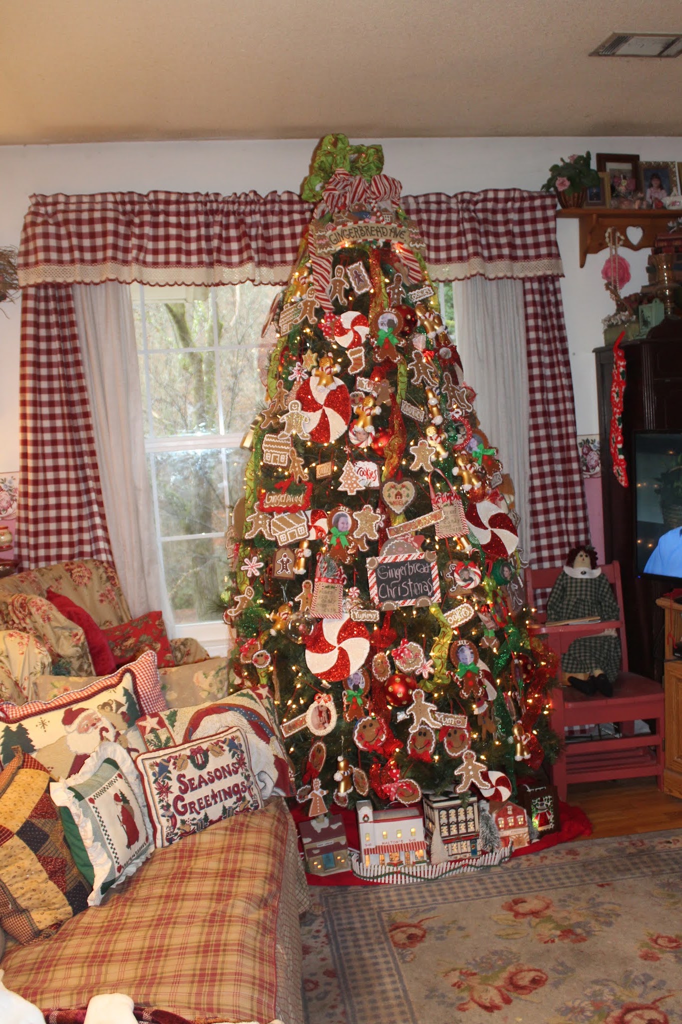 Pinker n Punkin Quilting & Stitching: Farm Christmas Tree