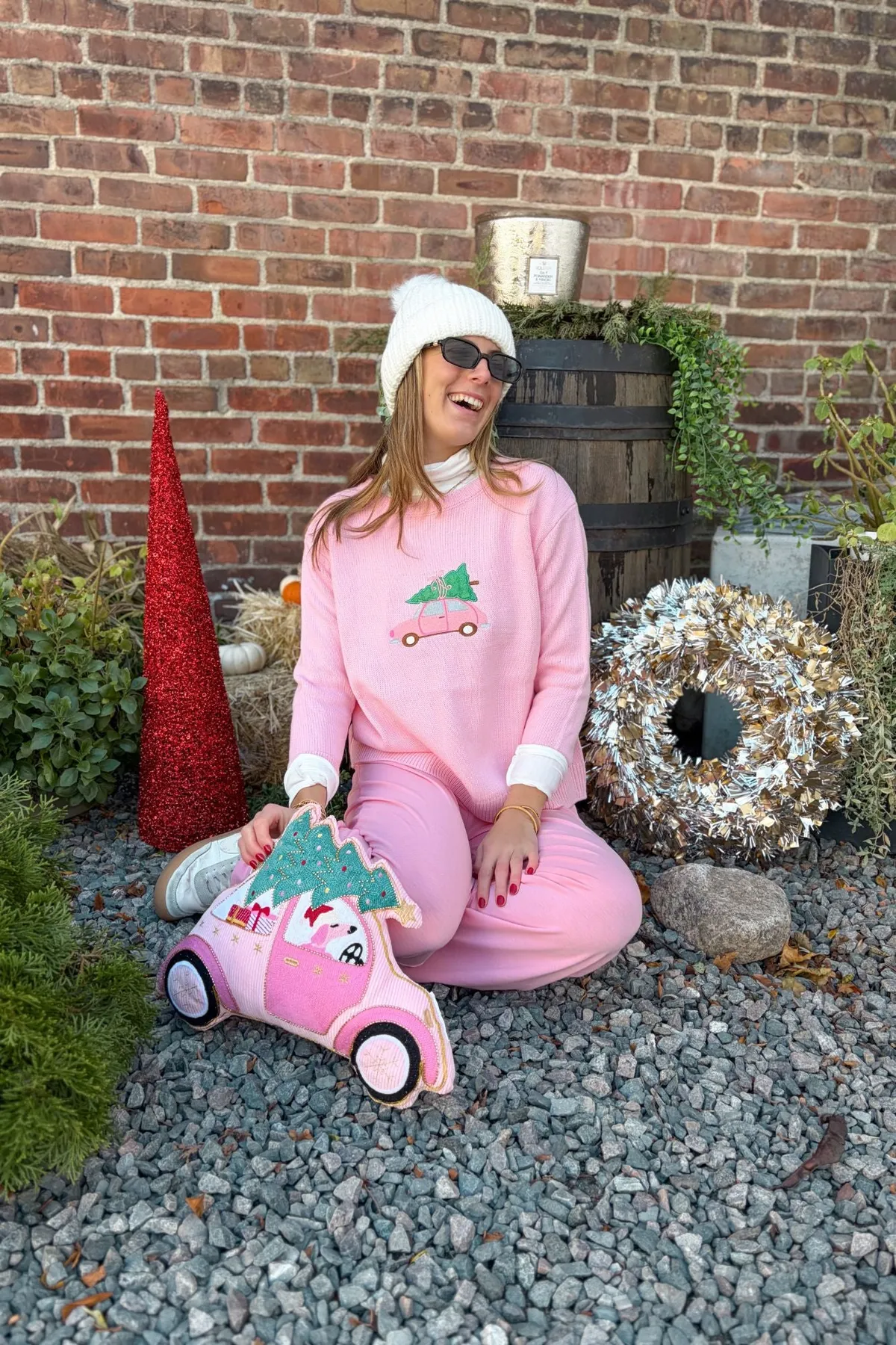 Pippa Pink Sweater – Holiday Buggy with Christmas Tree Pink with Christmas Car / Extra Large
