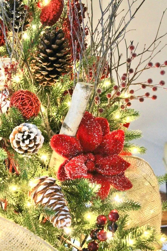 Rustic Winter Woodland Christmas Tree Ideas | RED WINE DRAGONS