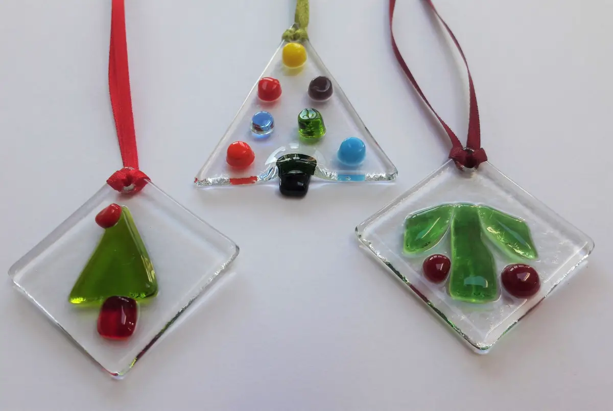 Selection of 3 fused glass decorations – fir tree, holly, & Christmas tree  | King's Forge Glass