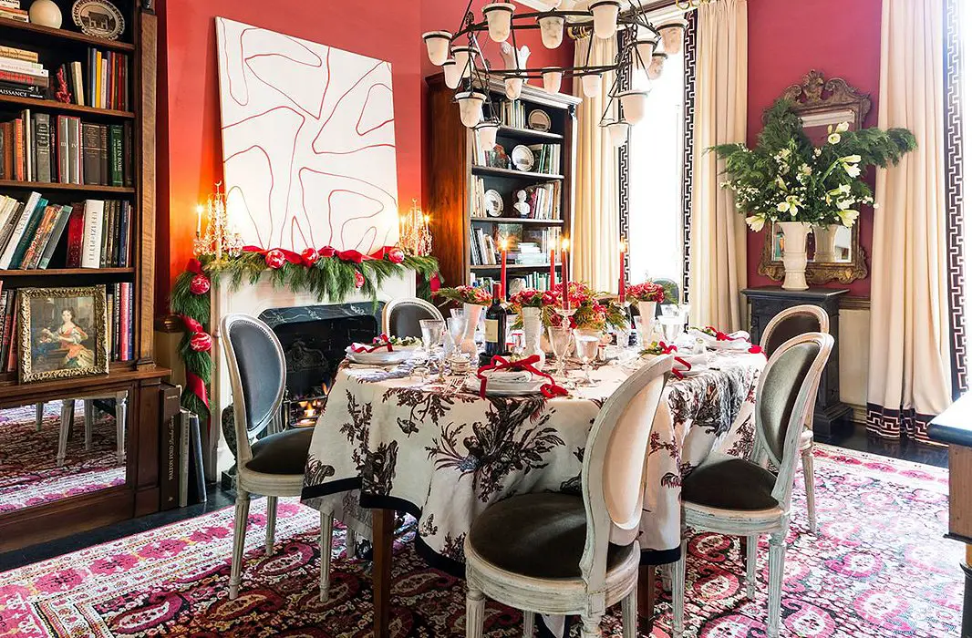 Set a Spirited Scene with these Holiday Table Ideas