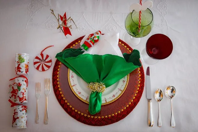 Setting the table for holiday gatherings, from place cards to poppers