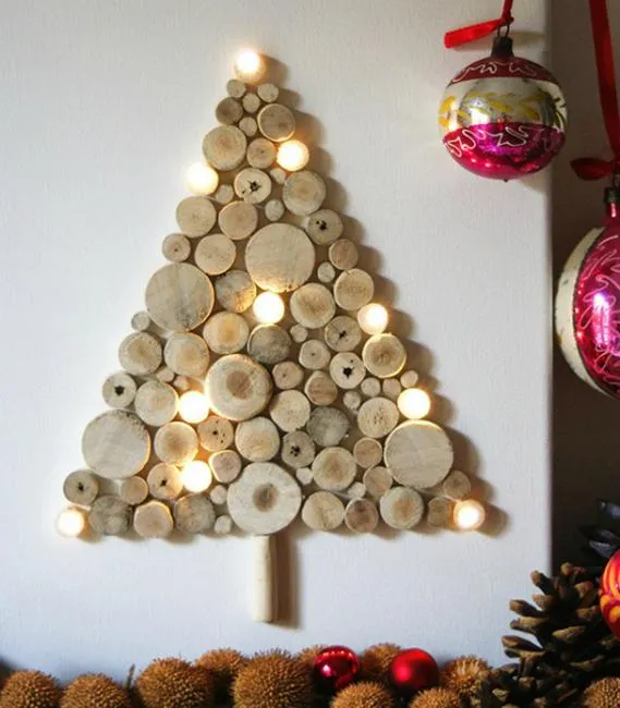 Space Saving Ideas and Creative Christmas Designs, Alternative Wall Holiday Trees