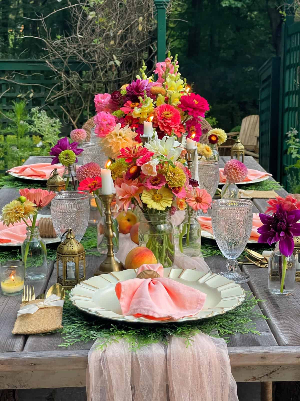 Summer Party Affordable Table Setting Ideas 9 Tablescapes For Your Superior  Next Girls Night – Bed Threads