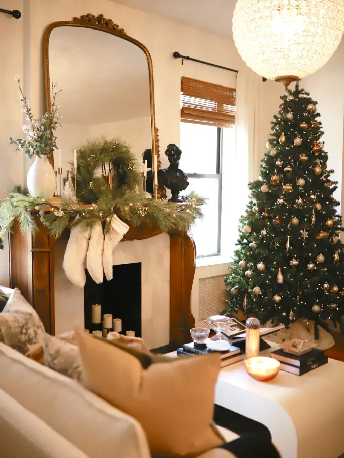 THE MOST WONDERFUL TIME – OUR CHRISTMAS DECOR • The Page Edit