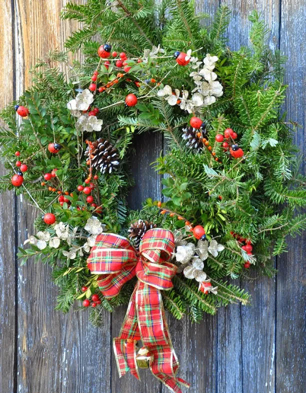 Three Dogs in a Garden: 5 Ways to Dress-up a Basic Evergreen Wreath