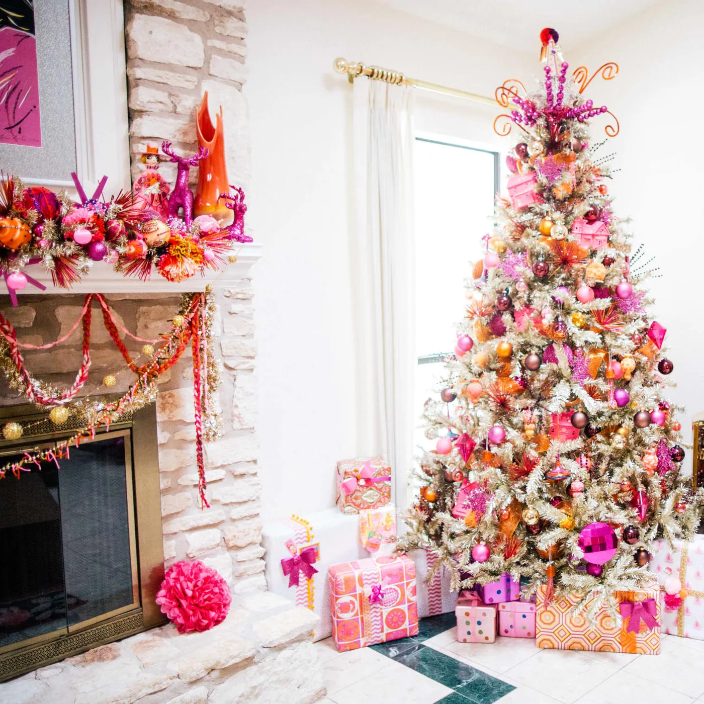 Tips for Decorating an Over-the-Top Christmas Tree | Apartment Therapy