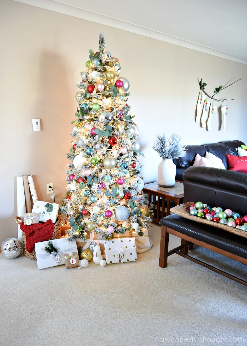 Vintage Style Christmas Tree - A Wonderful Thought