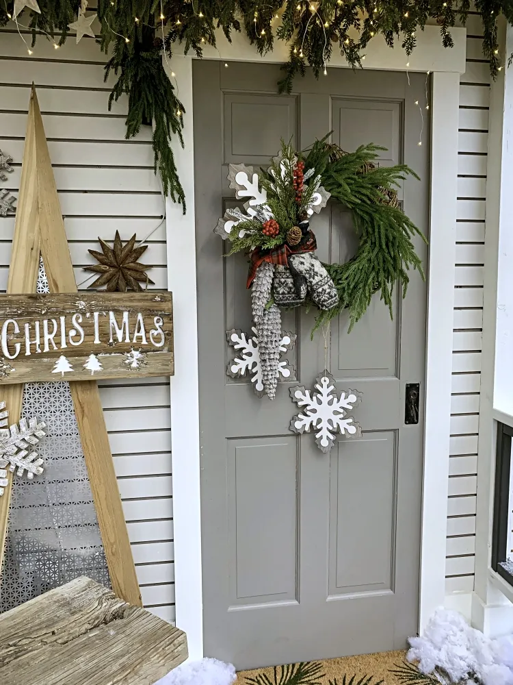 What Type of Christmas Porch Decorator Are You?