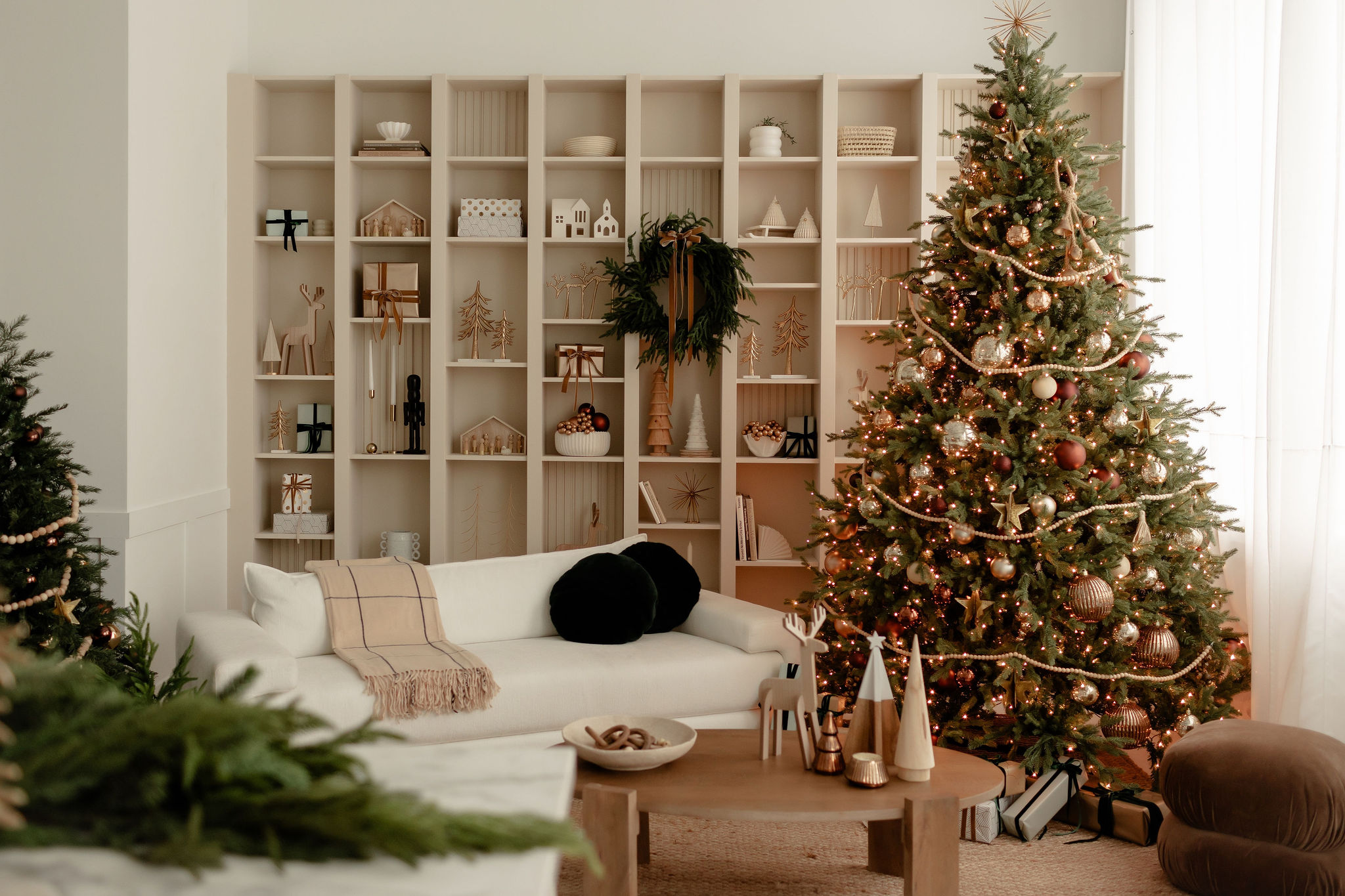 Where Modern Comfort Meets Holiday Magic in the Kitchen Studio - Mint Room  Studios