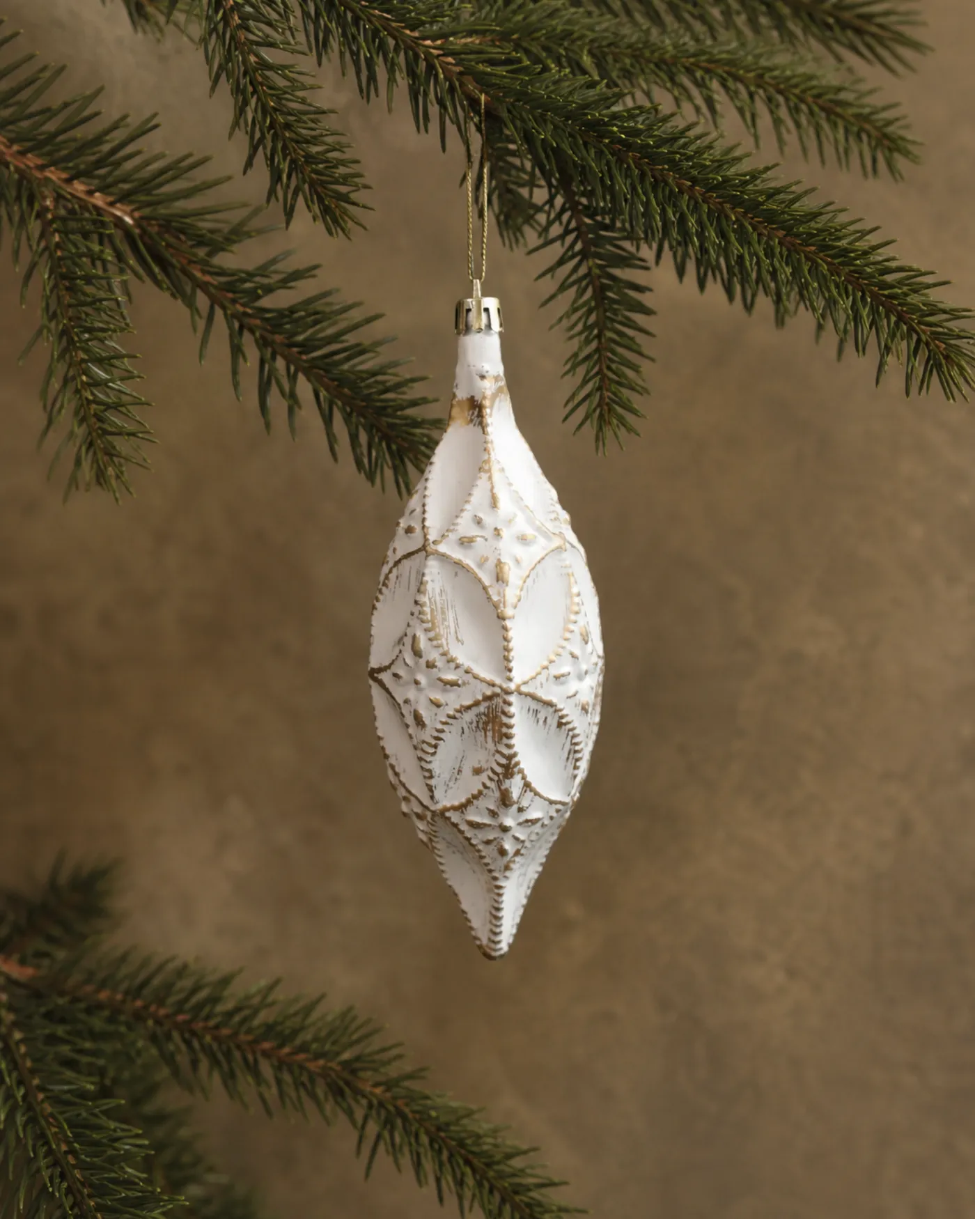 White & Gold Heirloom Ornaments | 25th and Noel – 25th and Noel | Christmas Shop, Christmas Ornaments, Christmas Decor