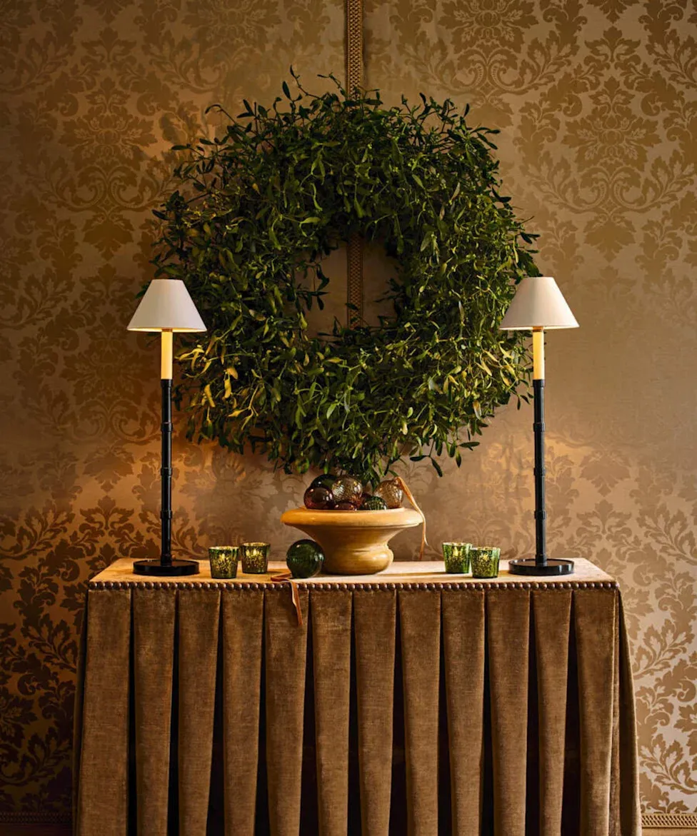 Wreaths That Wow – 14 Christmas Wreath Ideas That Capture the Spirit of the  Holiday Season