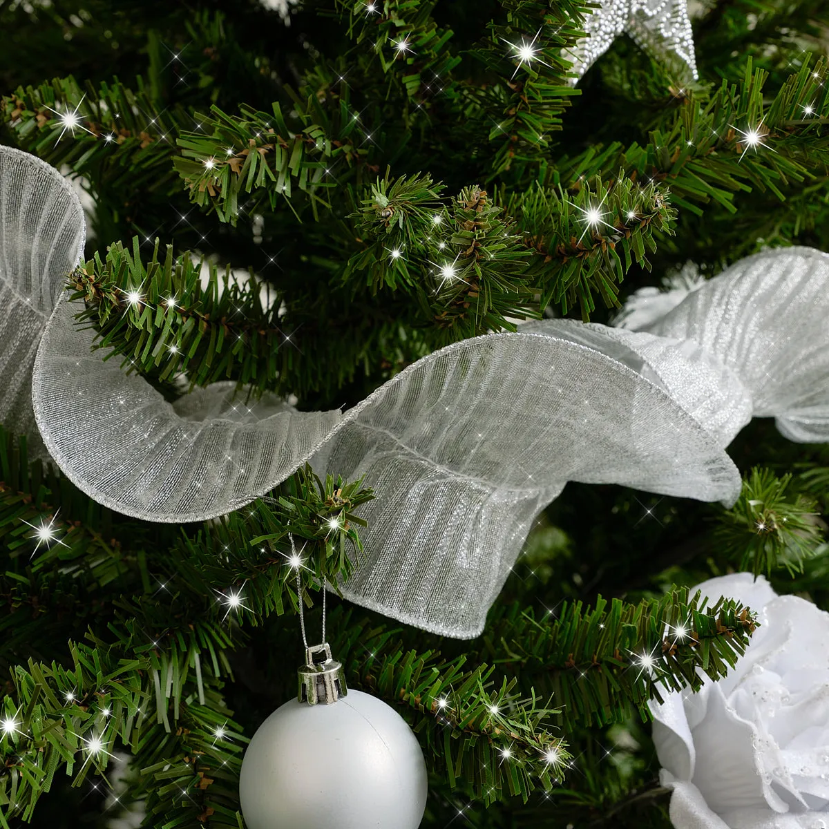 Xmas Tree Santa Ribbon 31 Easy Christmas Tree Ribbon Ideas For An Elegant Holiday Space