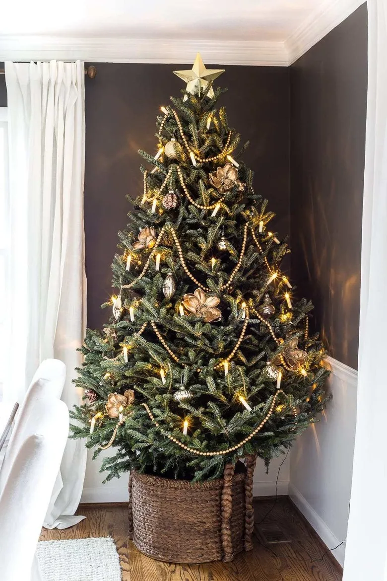 You Really Can't Top These Christmas Tree Topper Ideas